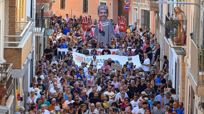 Telediario 2 - Catarroja acoge la novena manifestación contra Mazón nueve meses después de la dana