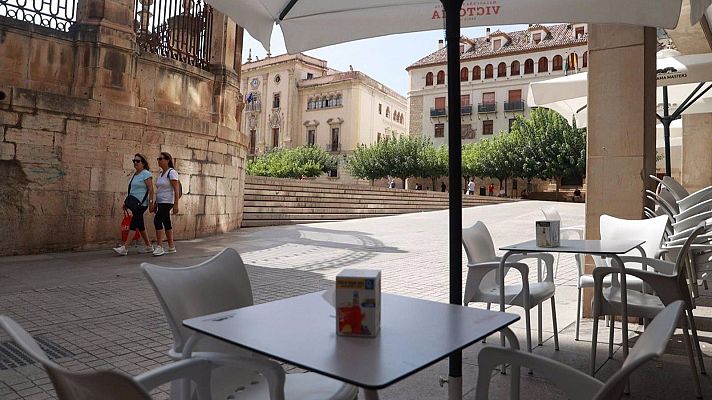 El tiempo - El calor aprieta en el sur, mientras continúan las lluvias en el Cantábrico