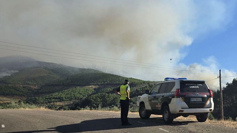 Situación de los incendios en Ávila, Cáceres y Pontevedra | Ver