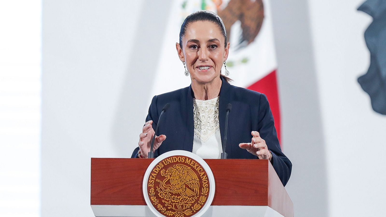 Trump extiende 90 días más la tregua arancelaria con México - La tarde en 24h | Ver