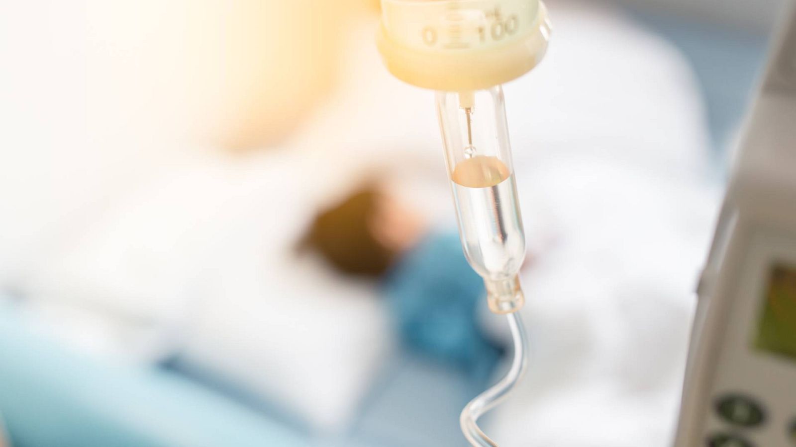 Un año a la espera de la eutanasia: el primer caso que llegó a juicio - Telediario 1 | Ver