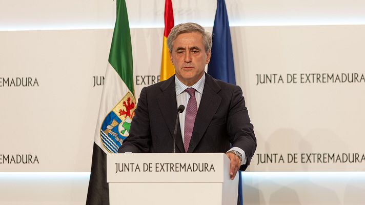 Telediario 1 - Dimite el consejero de Gestión Forestal de la Junta de Extremadura por mentir en su currículum