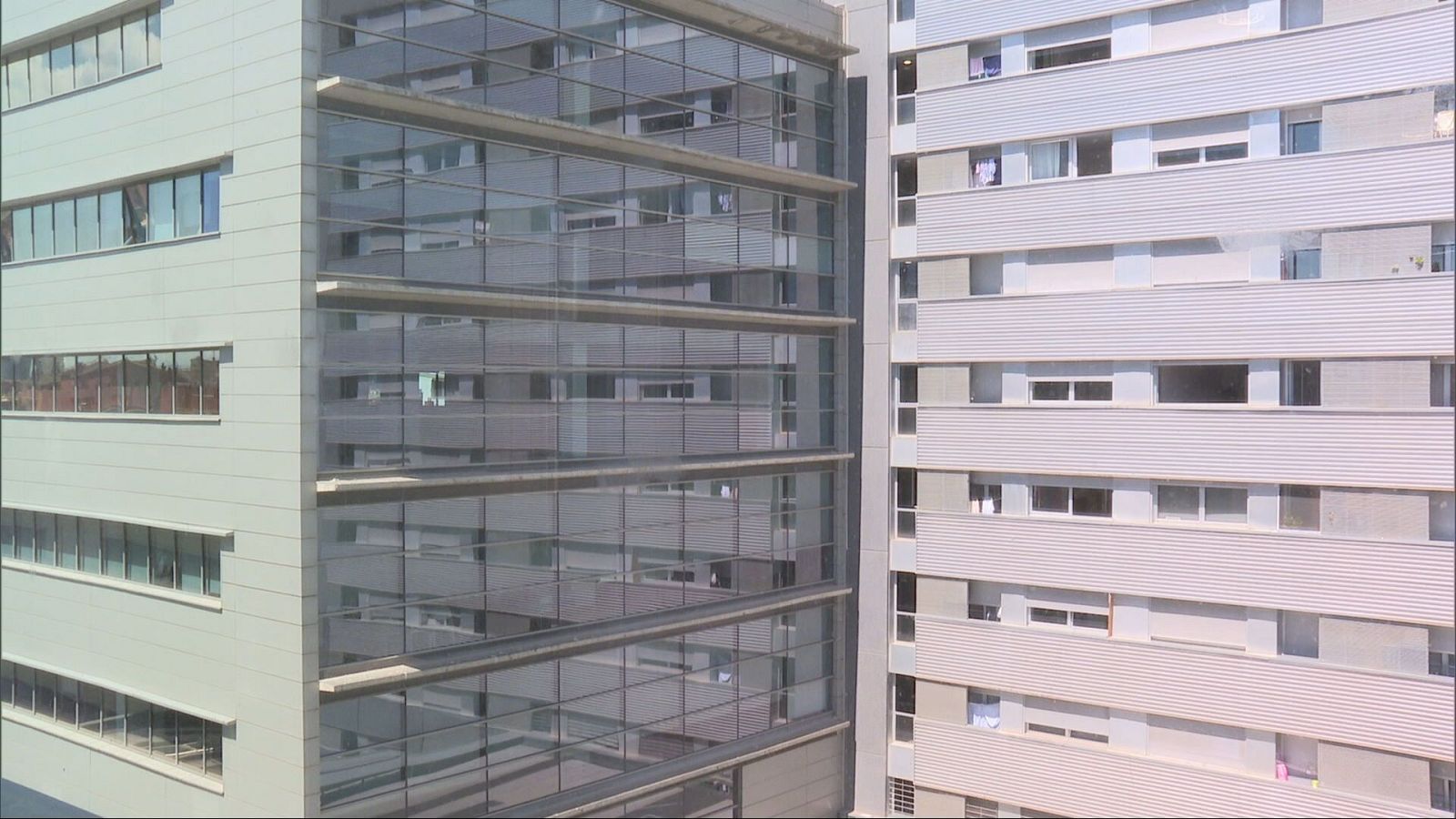 La conversió d'oficines en habitatge no acaba de convèncer