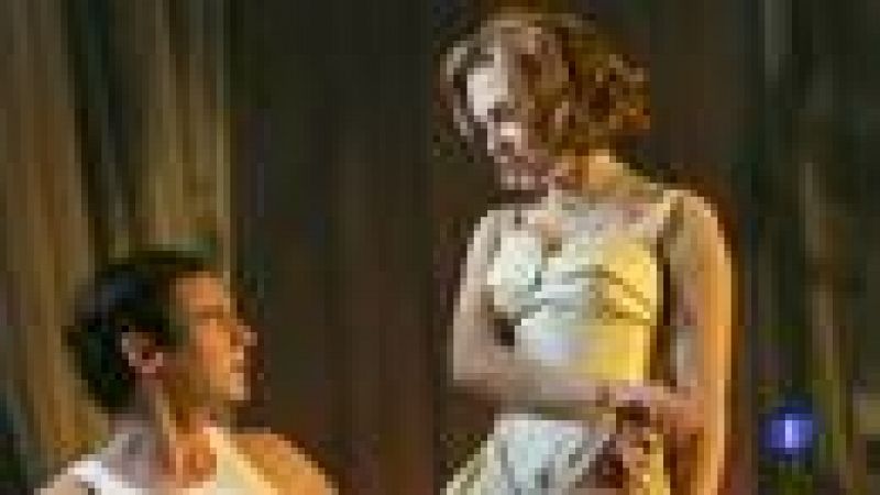 Scarlett Johansson  protagoniza en Broadway "La gata sobre el tejado de zinc"