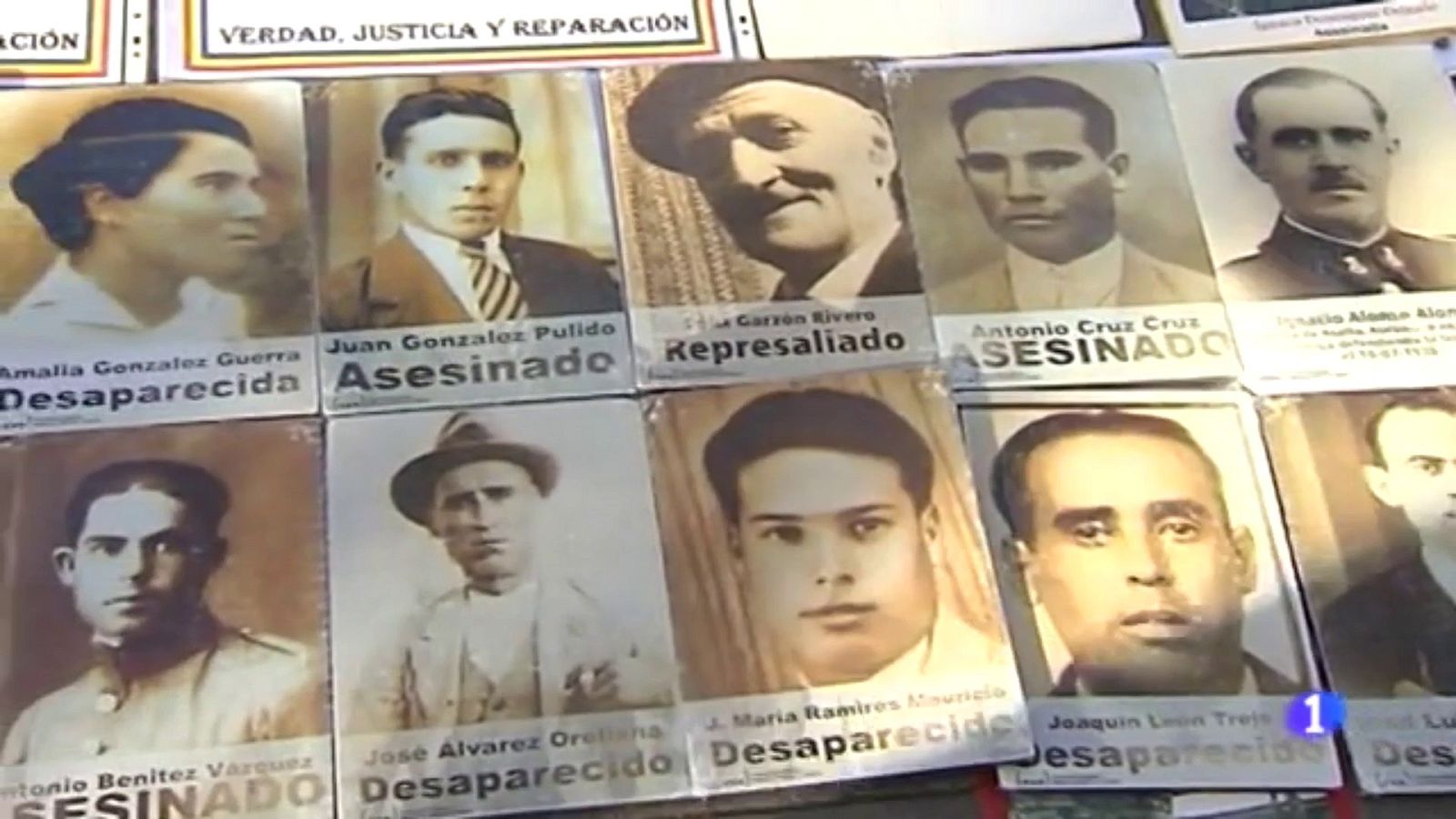 Concentración para iniciar las exhumaciones en Pico Reja (Sevilla) | Ver ahora