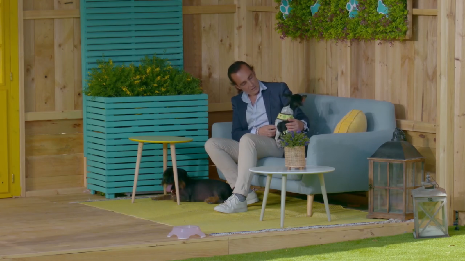 Juan Carlos y Carbón en 'Dog House': un dúo inseparable - Dog House | Ver