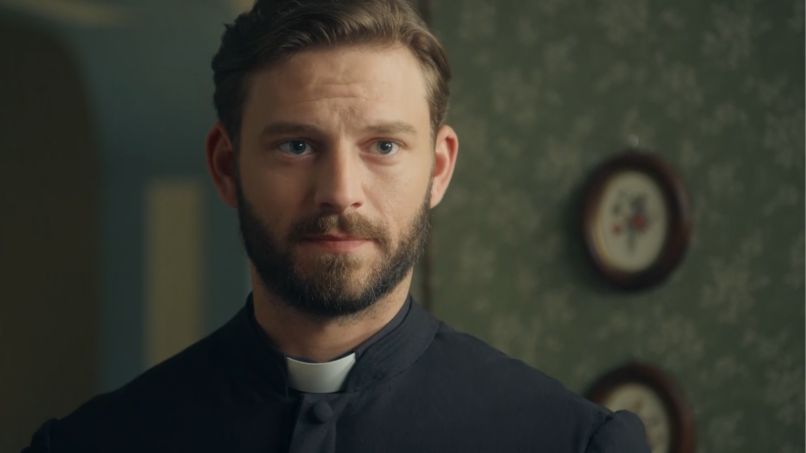 La Promesa: Samuel se presenta por sorpresa en palacio - La promesa | Ver