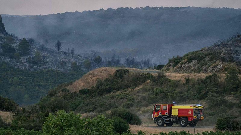 Controlado el incendio del sur de Francia tras quemar 17.000 hectáreas - Informativo 24h | Ver
