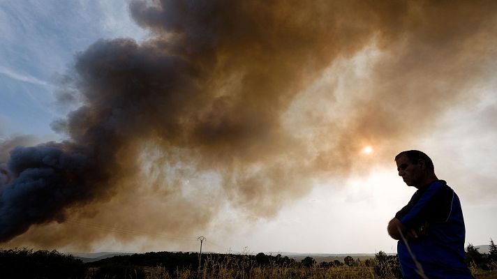 Telediario Fin de Semana - Los incendios de Chandrexa de Queixa, Ourense, y Ávila avanzan sin control