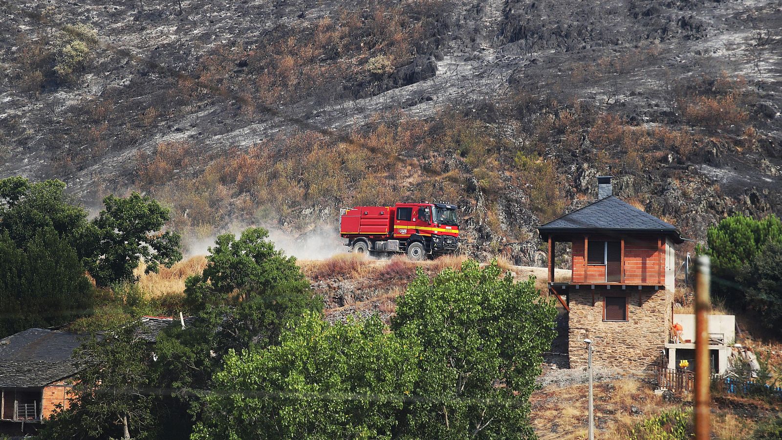 Preocupan los incendios activos en la provincia de León | Ver