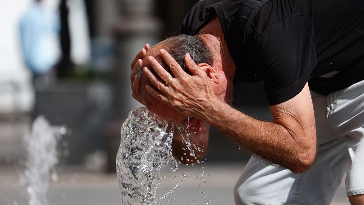 Telediario Fin de Semana - Aislamiento y previsión, formas de luchar contra el calor en las grandes ciudades