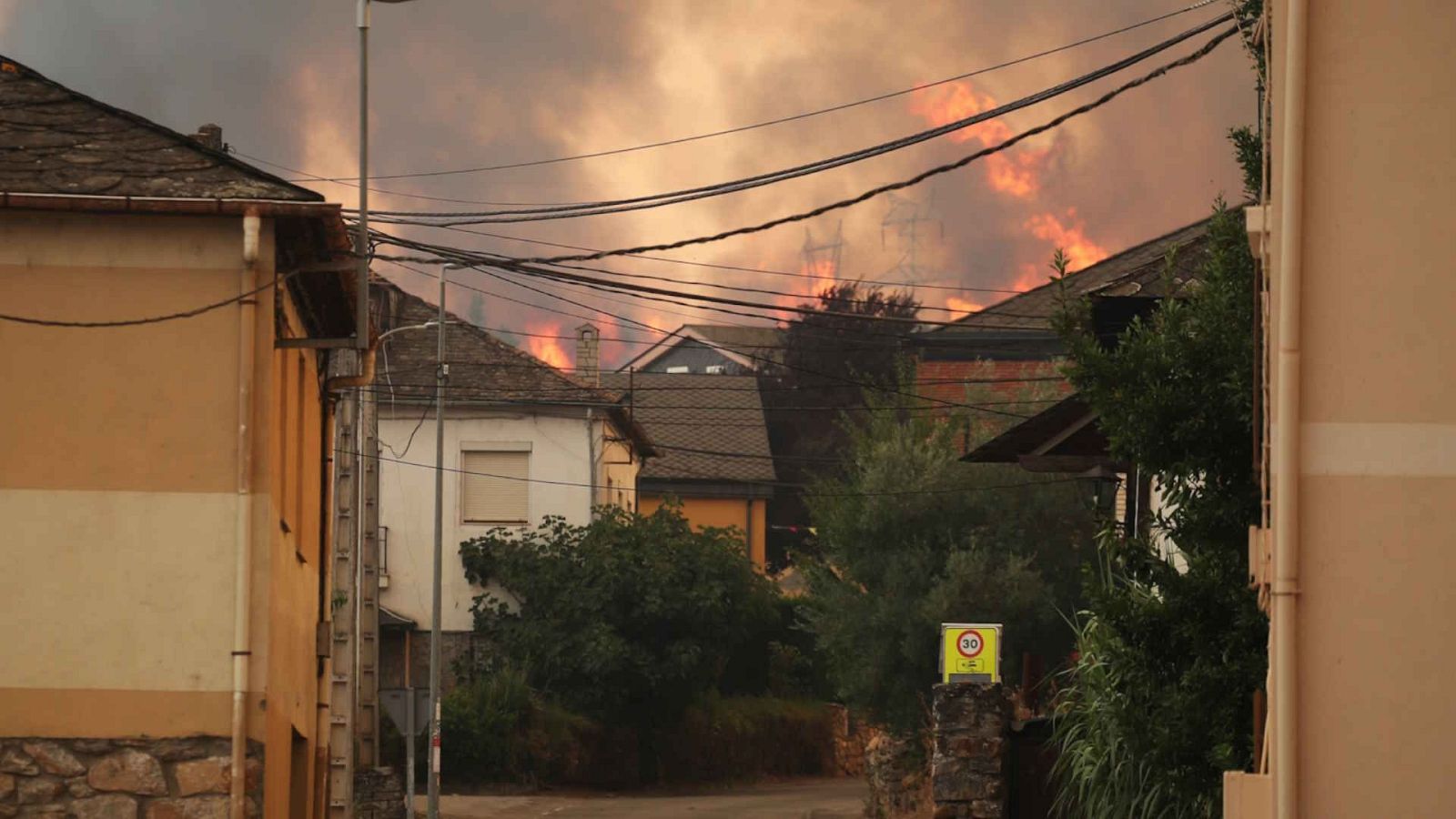 Telediario - 21 horas - 10/08/25 - Lengua de signos - Telediario en lengua de signos | Ver