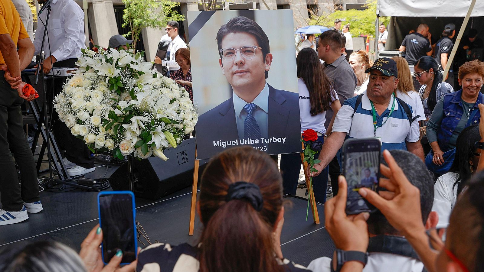 Telediario Internacional - 12/08/25 - Telediario Internacional | Ver