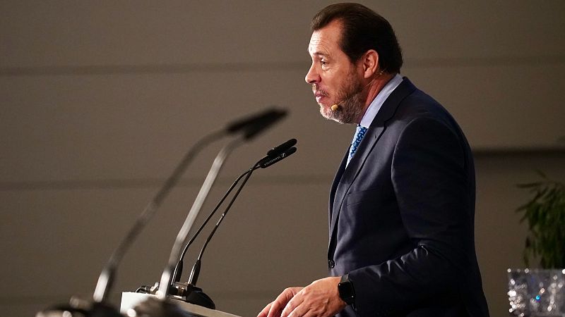 La ola de incendios dispara la tensión entre el Gobierno y el PP | Ver