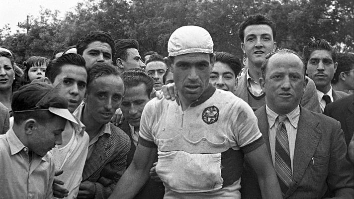  - Bernardo Ruiz gana la Vuelta Ciclista 1948 con una entrada icónica en el Santiago Bernabéu