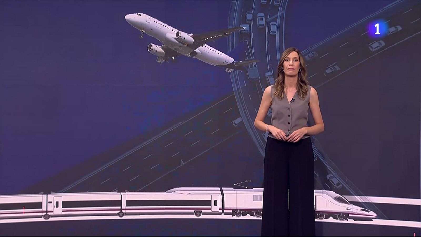 Operació sortida del pont d'agost amb calor extrema i vagues al Prat