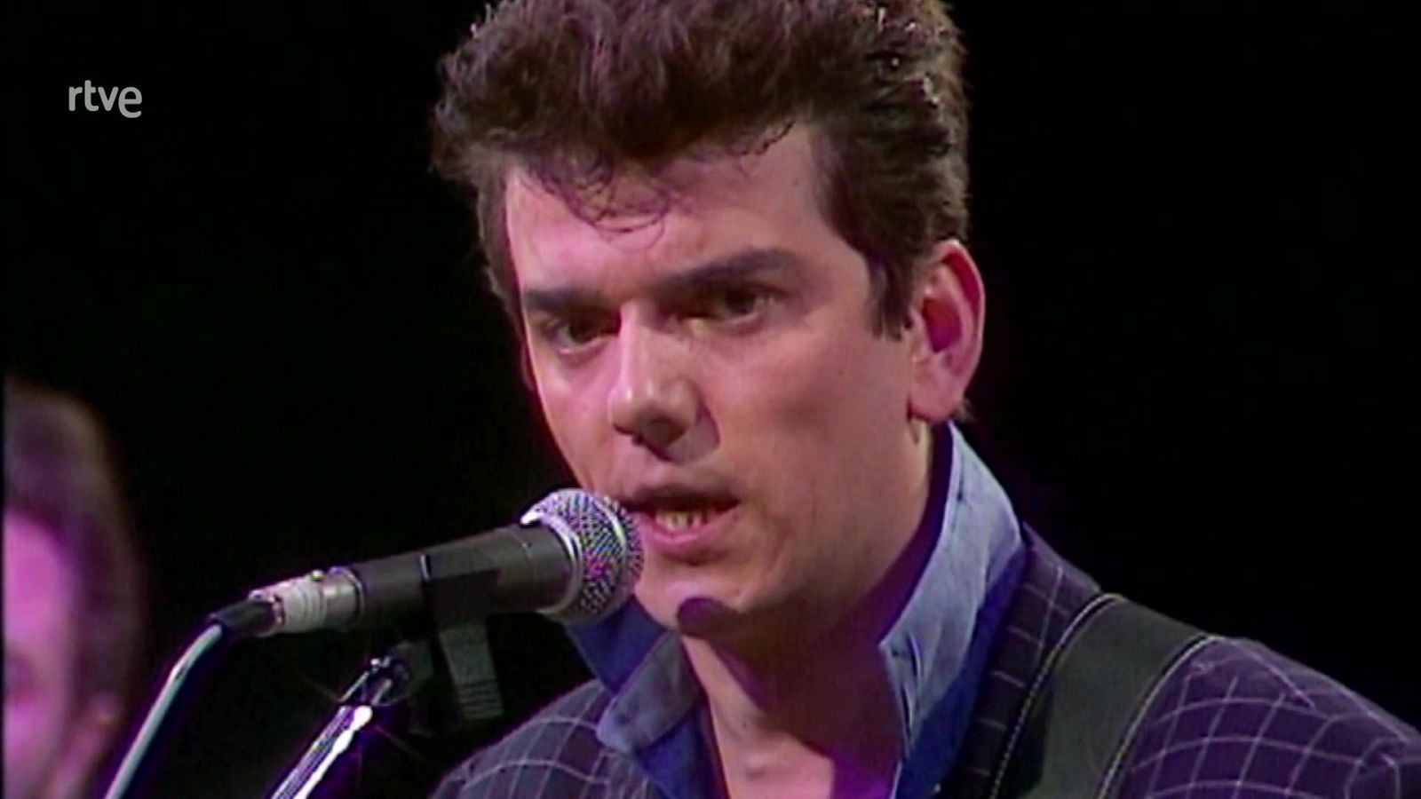 Viaje al centro de la tele - Historia de una canción (Exprés), primera parte - Viaje al centro de la tele | Ver