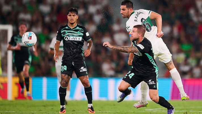 Resúmenes de LaLiga - Elche CF - Real Betis: resumen del partido de la 1ª jornada de Liga | Primera