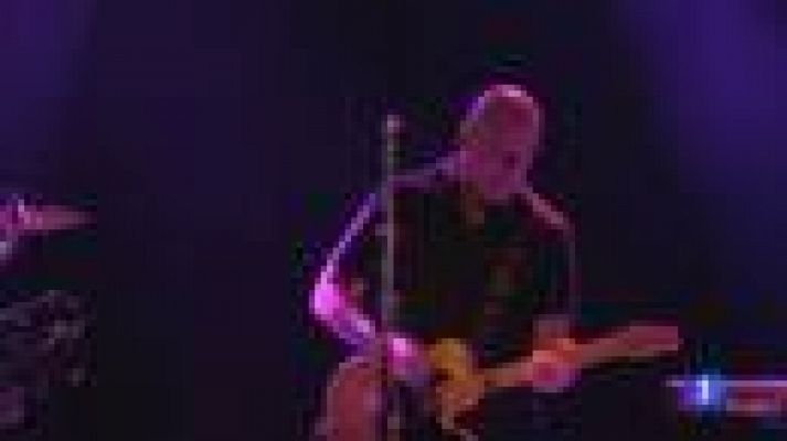 L'Informatiu - El cantautor francès Dominique A  presenta temes del seu nou disc "Vers les lueurs" a la sala Apolo