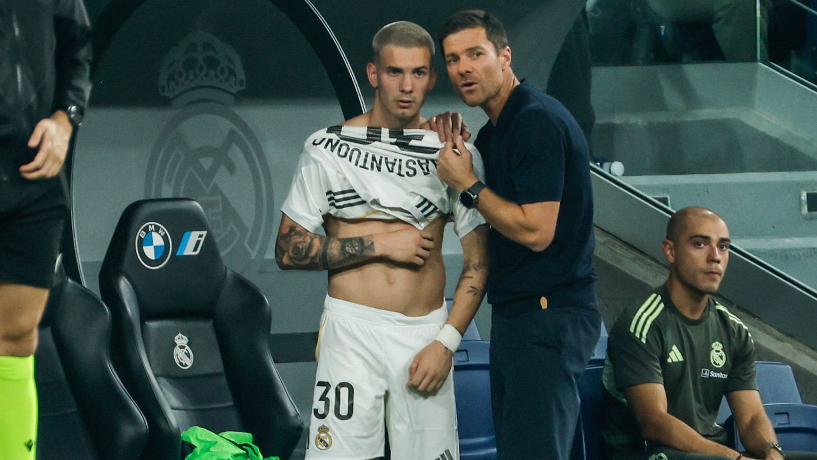 Xabi Alonso, orgulloso del debut de Huijsen, Trent, Carreras y Mastantuono - Fútbol | Ver