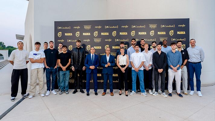 Baloncesto en RTVE - Premios FEB a los mejores jugadores de la temporada