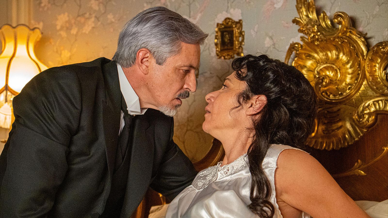 La Promesa: La inesperada relación de Leocadia y Cristóbal - La promesa | Ver