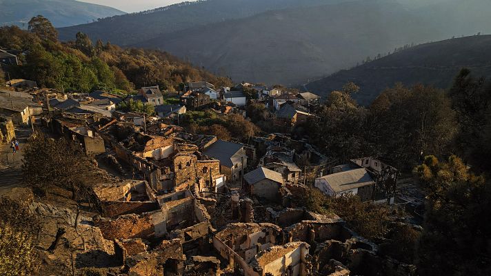 Telediario 2 - Los incendios queman más de un 10% de la provincia de Ourense