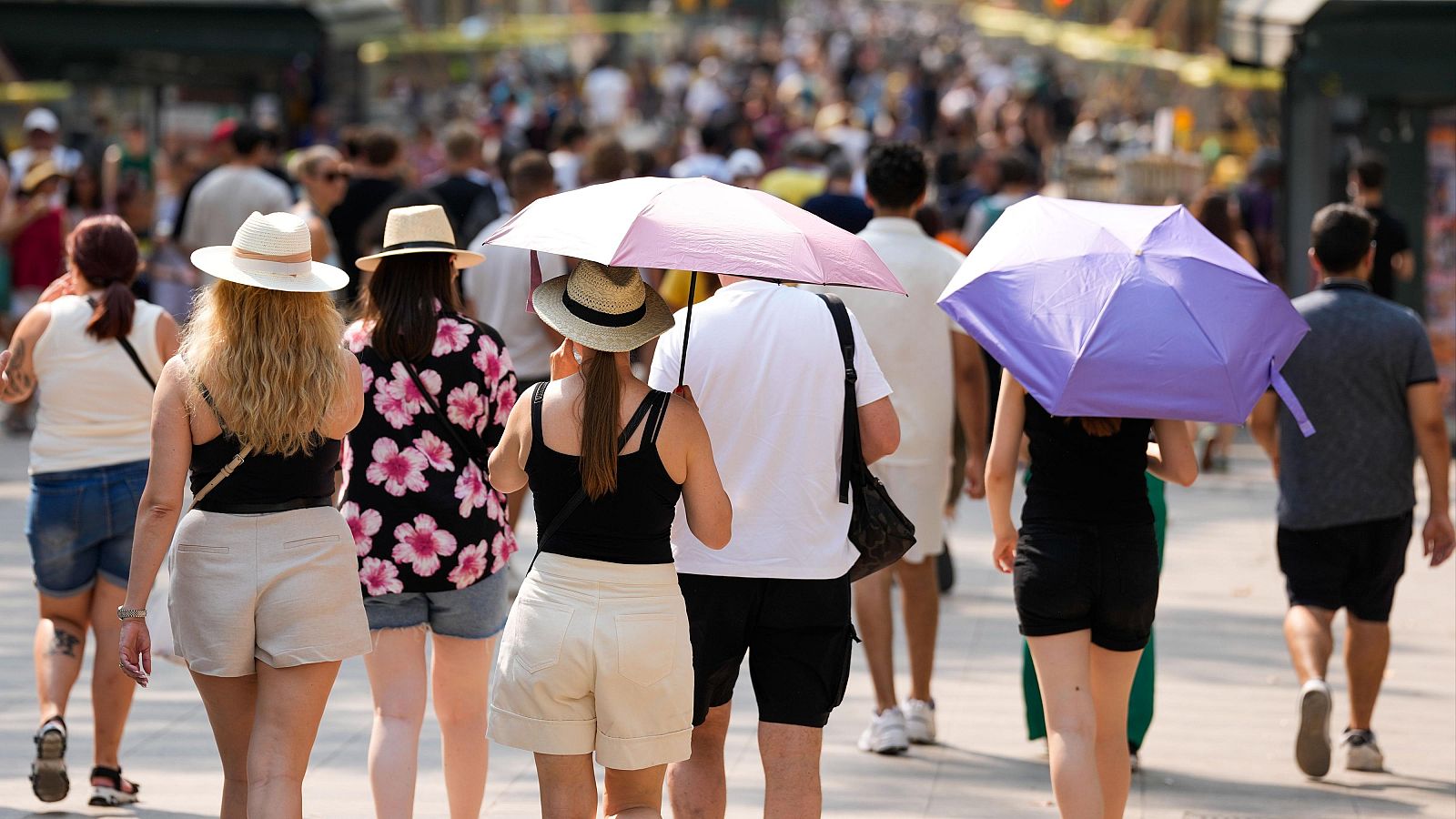 Lluvias y calor antes de la llegada de un frente - El tiempo | Ver