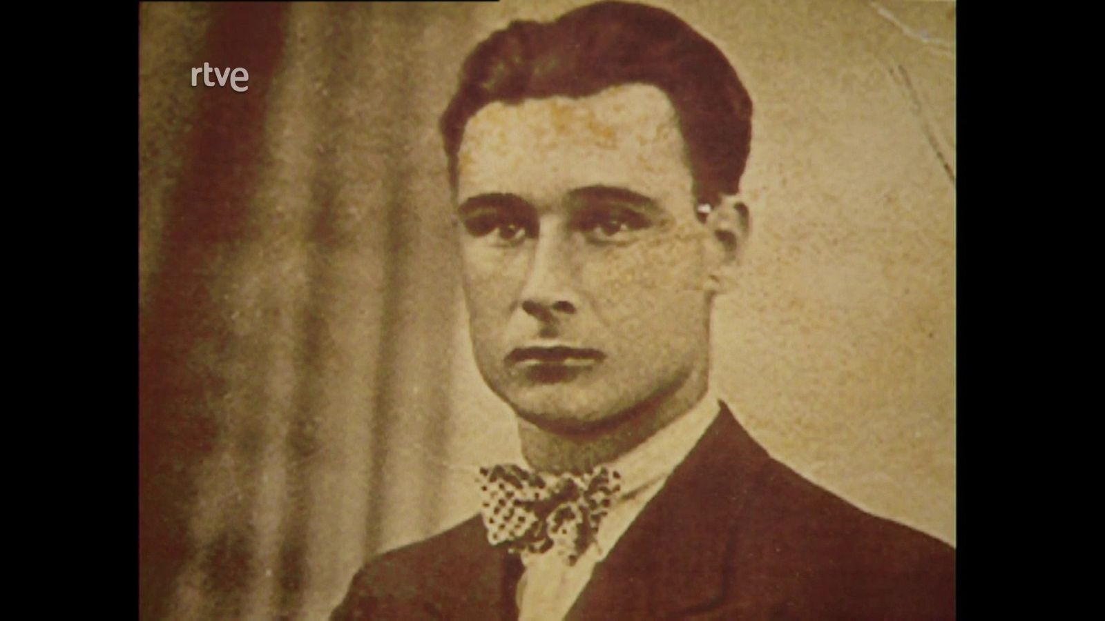 Extracto de 'Informe semanal' sobre el cementerio de San Rafael (Málaga) | Ver ahora