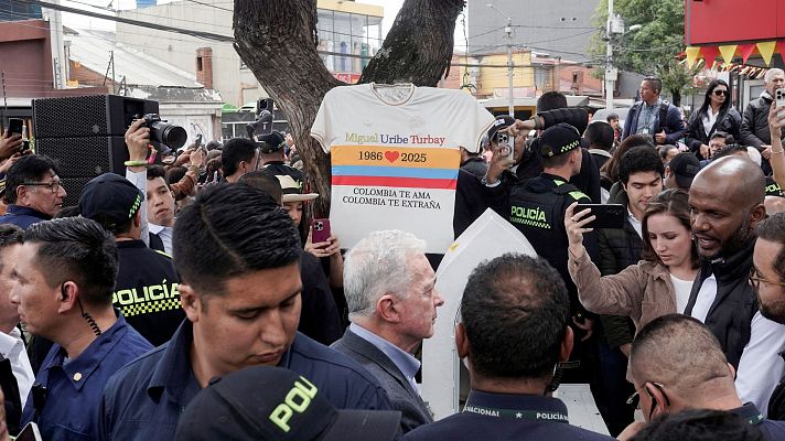 Telediario Fin de Semana - La violencia sacude de nuevo Colombia: el doble atentado revive el terrorismo de los 80 y 90