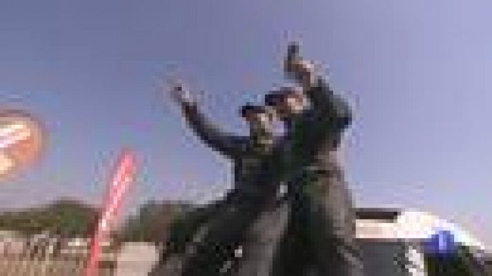 Telediario 1 - Peterhansel y Despres se llevan el Dakar 2013
