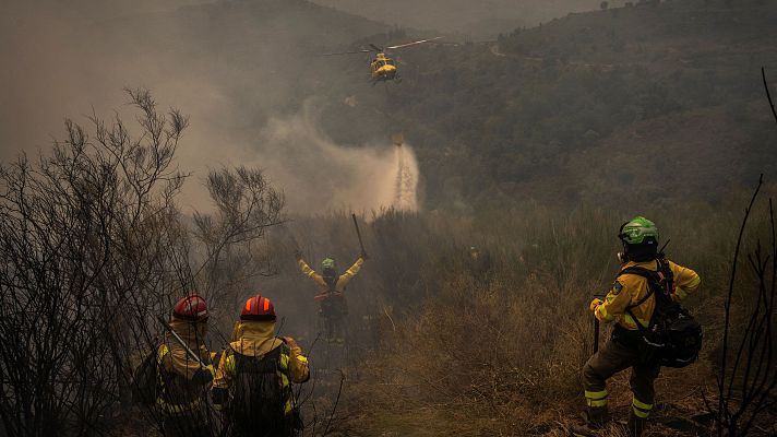 Telediario 1 - Mejora la situación en Galicia, donde quedan tres incendios activos