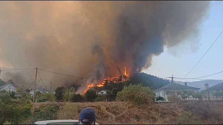 Informativo 24h - El incendio de A Pobra do Brollón obliga a desalojar dos aldeas en Quiroga