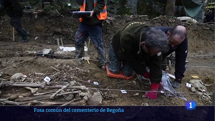 Telenorte - País Vasco - Entrega de restos de Tomás Rubín en el cementerio de Begoña (Bilbao)