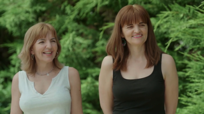 Dog House - María y Assunta: razón y corazón