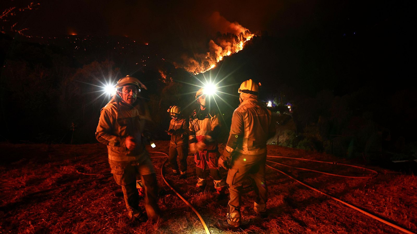 La situación laboral de los bomberos forestales es diferente en cada comunidad | Ver