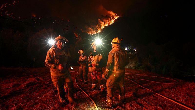La situación laboral de los bomberos forestales es diferente en cada comunidad | Ver