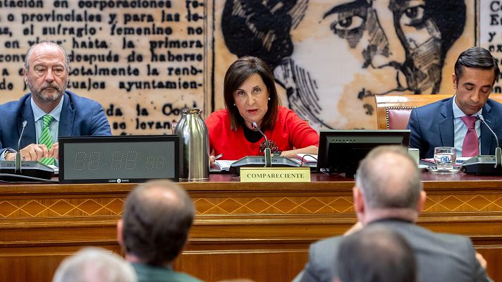Telediario 1 - PP y PSOE continúan enfrascados en el 'y tú más' por la gestión de los incendios