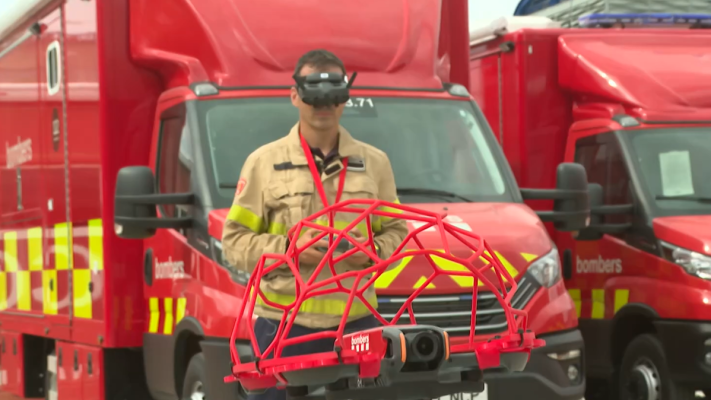 Telediario Fin de Semana - Los drones, los nuevos ojos de los bomberos en los incendios y los rescates