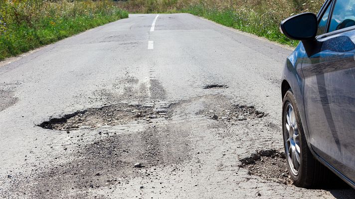 Telediario Fin de Semana - Unos 34 km de carreteras en España necesitan mejoras