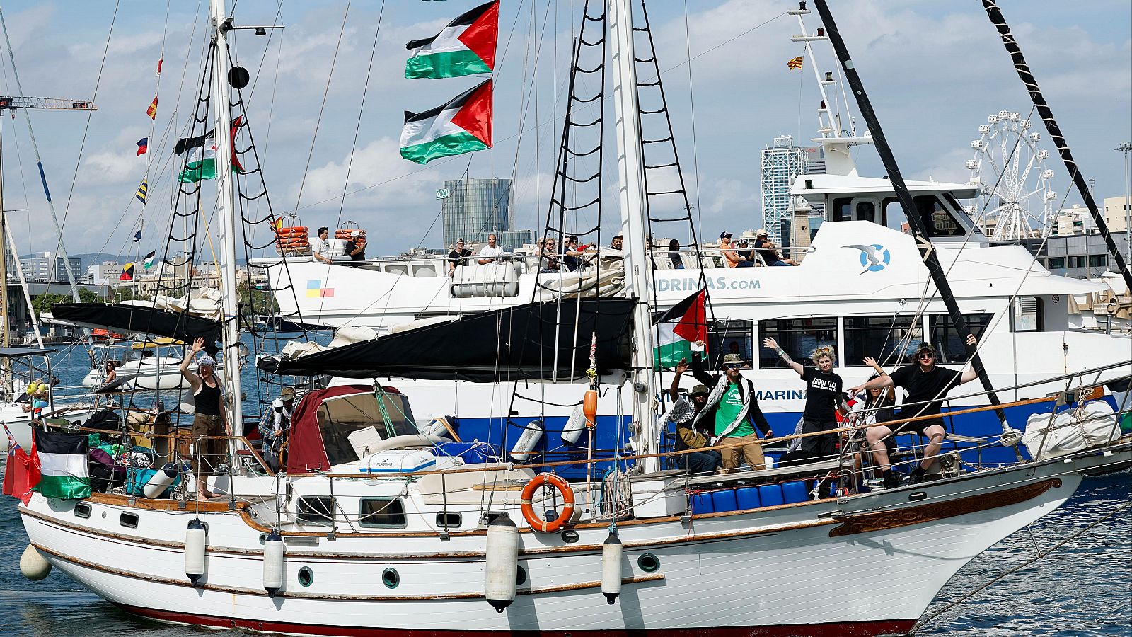 Zarpa de Barcelona una flotilla humanitaria hacia Gaza