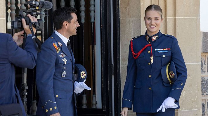 Telediario 1 - La princesa Leonor ya ha comenzado su formación en la Academia General del Aire