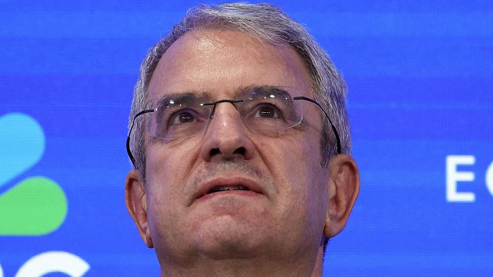 Telediario 1 - Nestlé destituye a su CEO por tener una relación con una subordinada