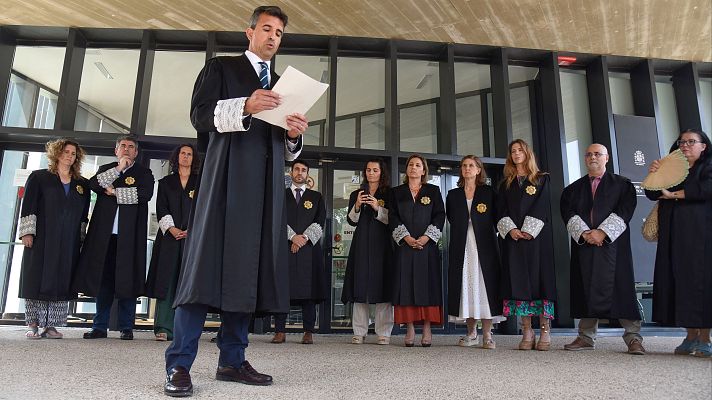 Telediario 1 - Jueces y oposición rechazan las palabras de Sánchez sobre la judicatura