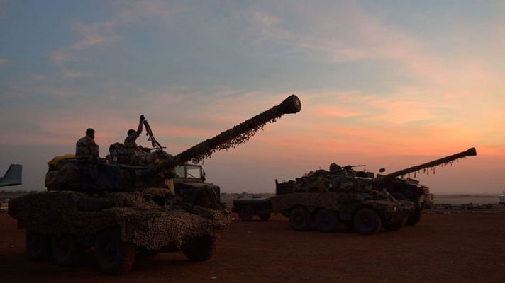 Telediario 1 - Ofensiva contra los integristas