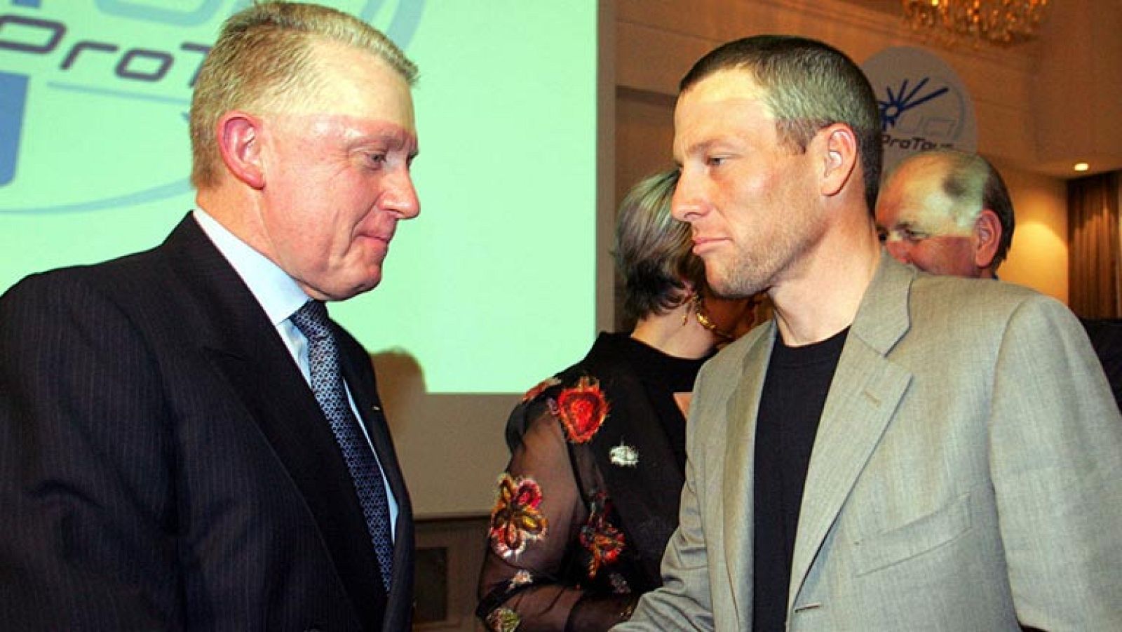 La UCI hizo la "vista gorda" con Armstrong | Ver