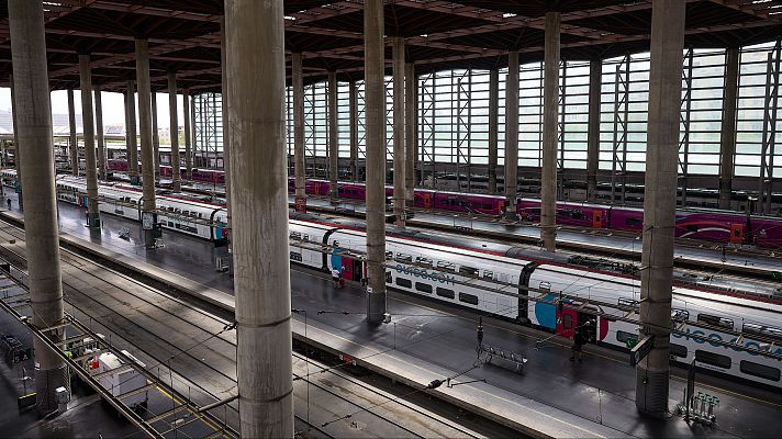Telediario 1 - Retrasos en alta velocidad mientras comparece Puente
