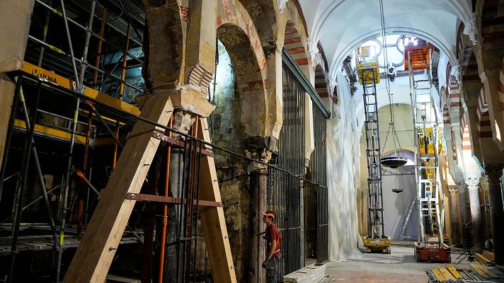 Telediario 1 - Continúa la restauración de la Mezquita de Córdoba tras el incendio