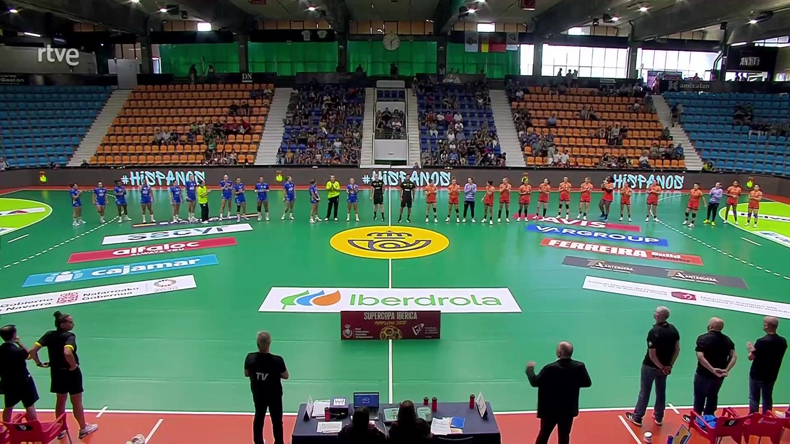 Balonmano - Supercopa Ibérica Femenina. 1ª semifinal: Super Amara Bera Bera - Madeira SAD - Balonmano | Ver