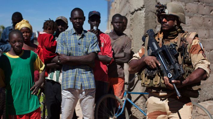 Telediario 1 - Ofensiva en Mali